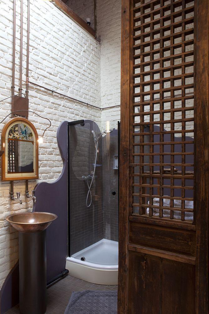 The Phileas Fogg Bed & Breakfast Saint-Josse-ten-Noode Exterior photo